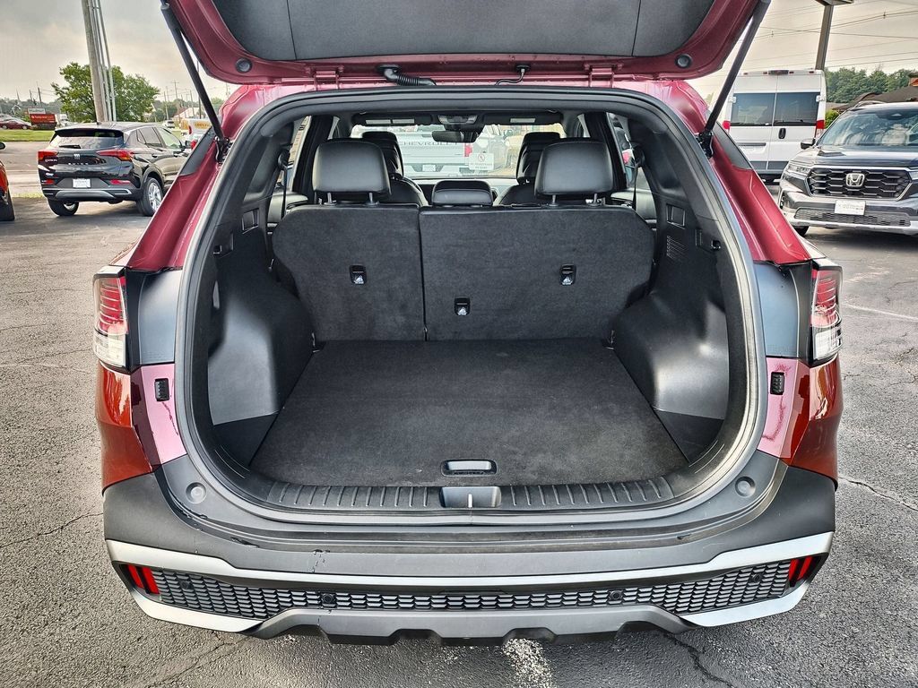 Used 2023 Kia Sportage X-Line AWD/4WD image 24
