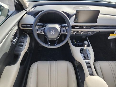 Used 2025 Honda HR-V EX-L image 25