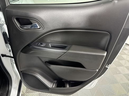 Used 2019 Chevrolet Colorado LT w/ LT Convenience Package RWD image 38