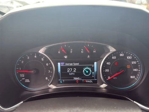 Used 2018 Chevrolet Equinox Premier image 18