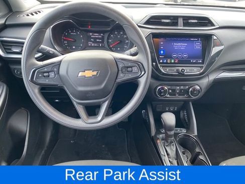 Used 2023 Chevrolet TrailBlazer LT w/ Convenience Package image 7