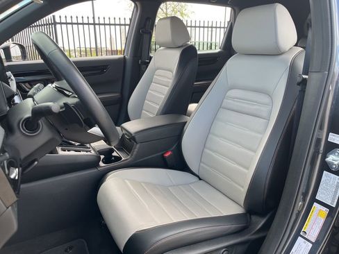 Certified 2025 Honda CR-V Sport Touring image 28
