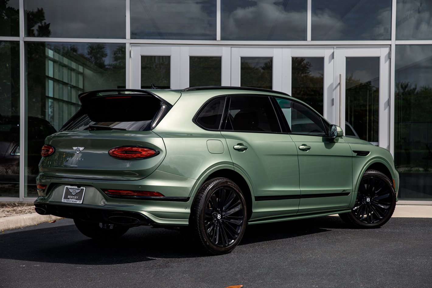 Used 2023 Bentley Bentayga Speed AWD/4WD image 19
