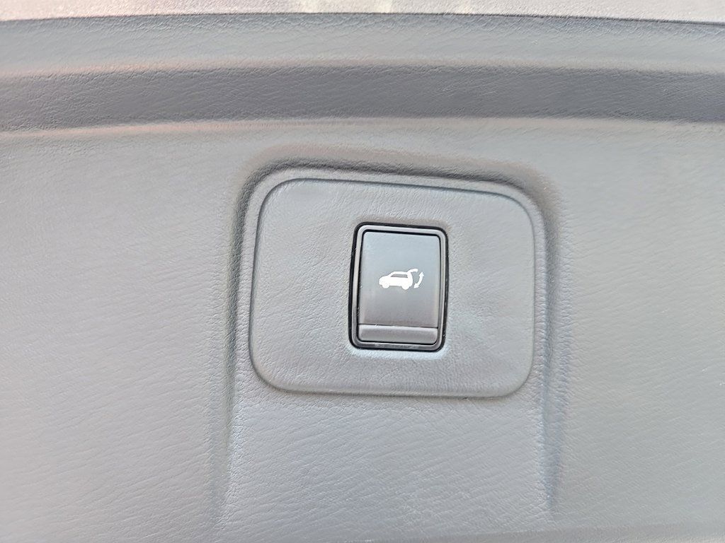 Used 2024 Nissan Murano SL AWD/4WD image 16