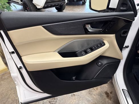 Used 2023 Acura MDX SH-AWD w/ Advance Package image 40