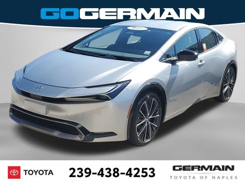 Used 2026 Toyota Prius XLE image 1