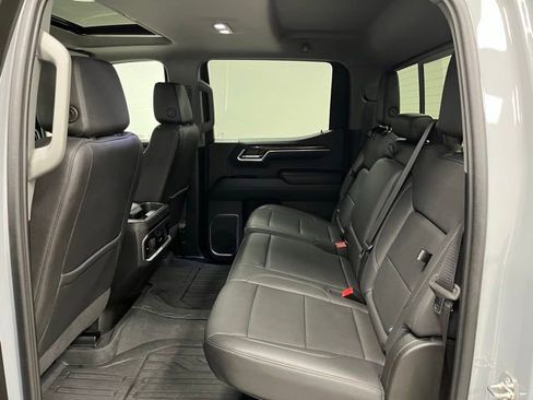 Used 2024 GMC Sierra 1500 Elevation w/ Elevation Premium Package AWD/4WD image 46