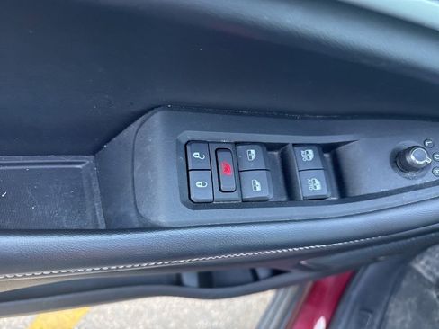 Used 2022 Jeep Grand Cherokee L Limited AWD/4WD image 10