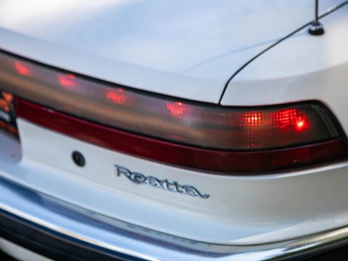 Used 1990 Buick Reatta Convertible image 11