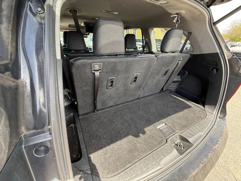 Used 2017 Honda Pilot Touring image 29