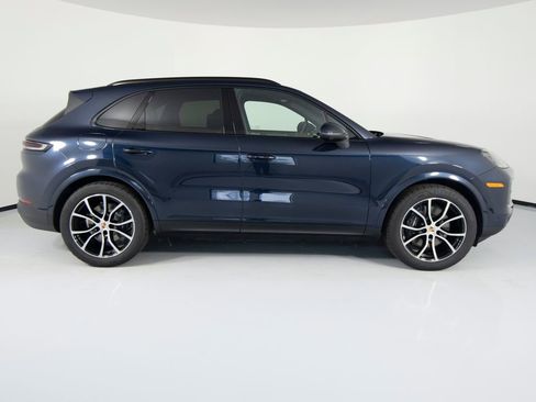 New 2026 Porsche Cayenne AWD/4WD image 11