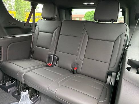 New 2026 GMC Yukon XL Denali w/ Sun & Power Step Package AWD/4WD image 20