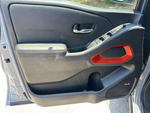 New 2025 Nissan Frontier PRO-4X w/ Pro Convenience Package image 12