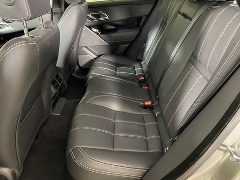 Used 2022 Land Rover Range Rover Velar R-Dynamic S image 27