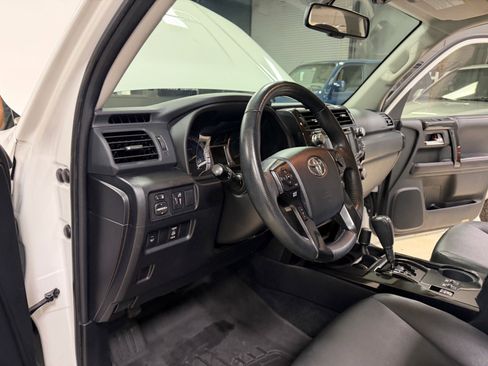 Used 2016 Toyota 4Runner Trail Premium image 23