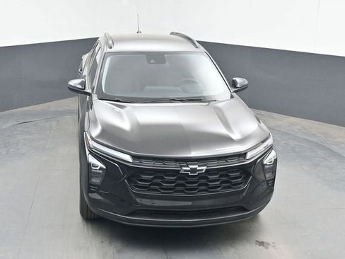 New 2026 Chevrolet Trax LT w/ Driver Confidence Package FWD image 32
