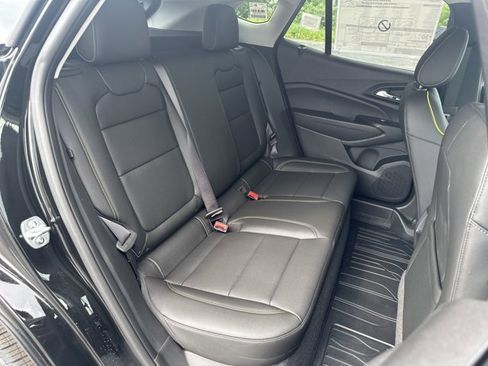 New 2025 Chevrolet Trax ACTIV w/ Sunroof Package image 28