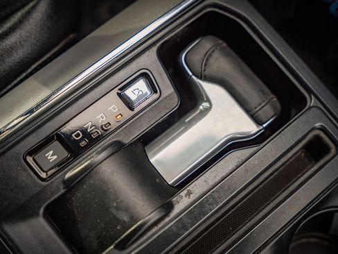 Used 2024 Ford F150 Lariat w/ FX4 Off-Road Package image 33