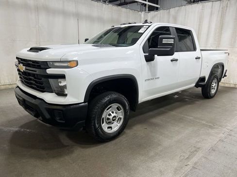 Used 2025 Chevrolet Silverado 2500 W/T w/ WT Convenience Package AWD/4WD image 1