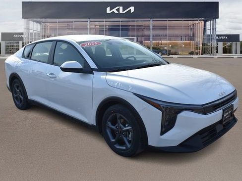 New 2026 Kia K4 LXS image 1