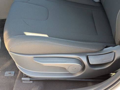 New 2026 Hyundai Elantra Sport FWD image 18