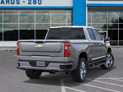 New 2026 Chevrolet Silverado 1500 High Country w/ High Country Premium Package AWD/4WD image 4