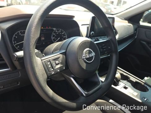 Used 2023 Nissan Rogue S FWD image 10
