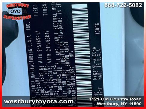 Used 2024 Toyota Corolla Cross LE w/ Moonroof Package image 19