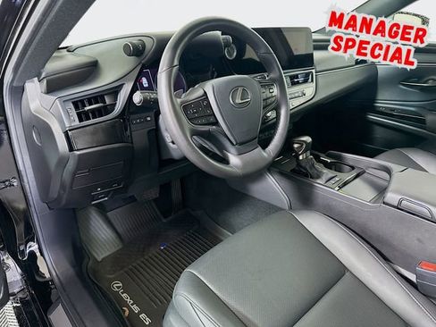 Used 2024 Lexus ES 300h 300h image 10