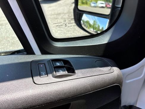 Used 2023 RAM ProMaster 2500 FWD image 10