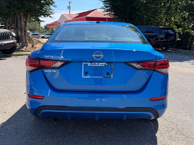 Used 2025 Nissan Sentra SV FWD image 4