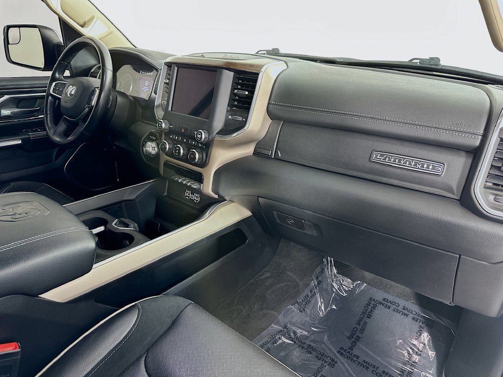 Used 2021 RAM 1500 Laramie AWD/4WD image 38