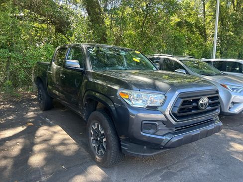 Used 2023 Toyota Tacoma SR AWD/4WD image 3