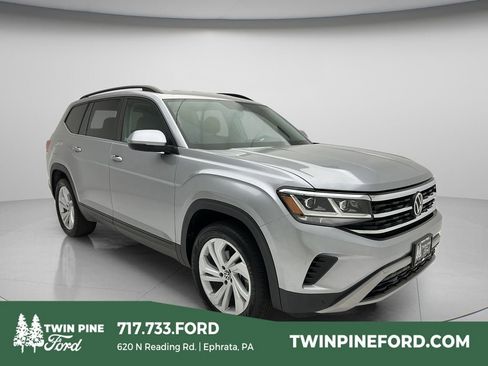 Used 2023 Volkswagen Atlas SE AWD/4WD image 1