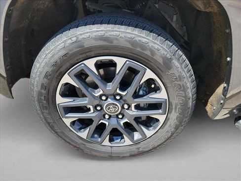 Used 2024 Toyota Tundra Limited w/ Power Package RWD image 9
