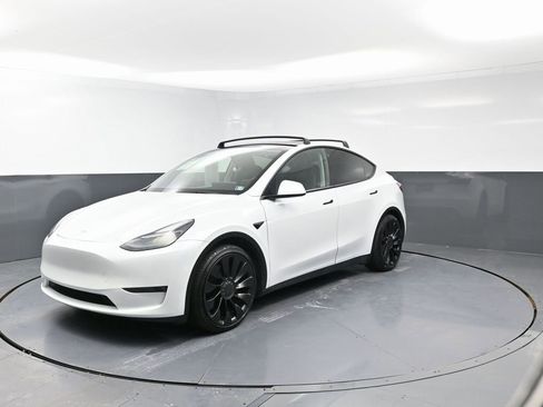 Used 2022 Tesla Model Y Performance image 6