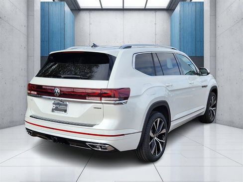 New 2026 Volkswagen Atlas SEL Premium R-Line image 3