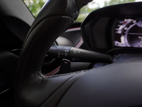 Used 2019 Alfa Romeo 4C Spider RWD image 56