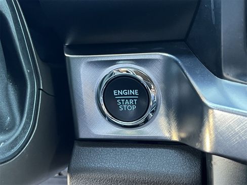 Used 2023 Ford F250 King Ranch w/ Chrome Package image 25