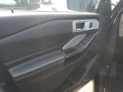Used 2023 Ford Explorer ST w/ Equipment Group 401A AWD/4WD image 11