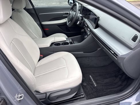Used 2024 Hyundai Sonata SEL w/ Convenience Package FWD image 30