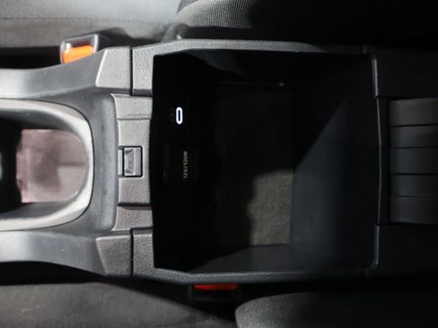 Used 2023 Toyota Corolla Cross LE w/ Moonroof Package image 32