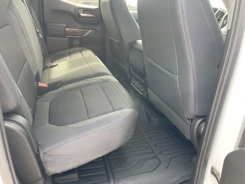 Used 2019 GMC Sierra 1500 SLE w/ SLE Value Package image 32