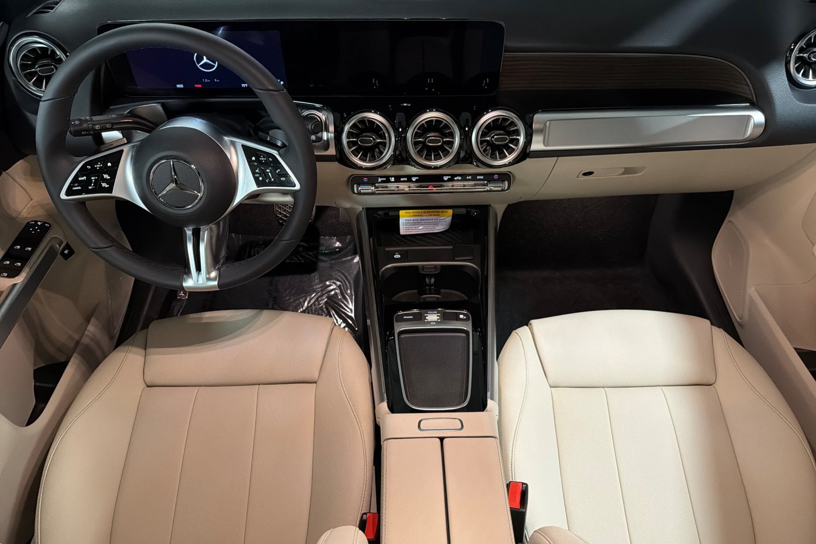 New 2026 Mercedes-Benz GLB 250 image 12