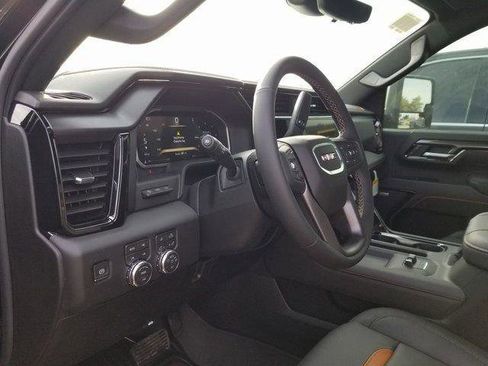 New 2026 GMC Sierra 2500 AT4 w/ Technology Package image 8