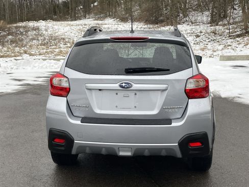 Used 2017 Subaru Crosstrek 2.0i Premium w/ Moonroof Package image 4