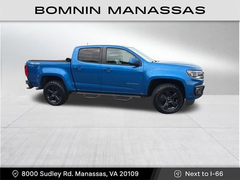 Used 2021 Chevrolet Colorado LT w/ LT Convenience Package AWD/4WD image 3