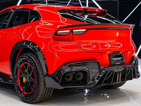 Used 2023 Ferrari Purosangue image 15