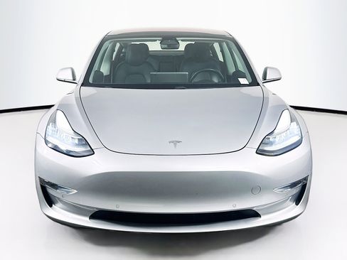 Used 2018 Tesla Model 3 Long Range image 2