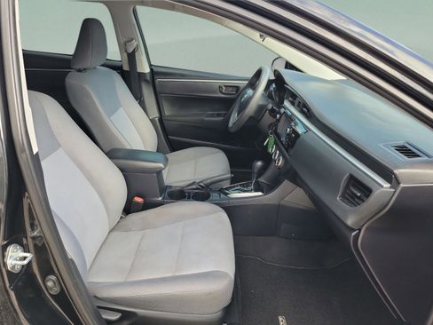 Used 2016 Toyota Corolla L FWD image 8